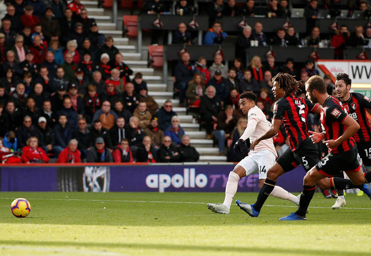 Premier League: Callum Wilson dứt điểm chuẩn xác ghi bàn mở tỷ số cho Bournemouth