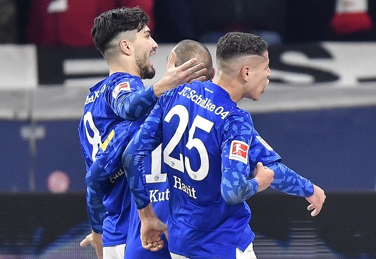 Schalke 04 look to improve on their standing in Bundesliga