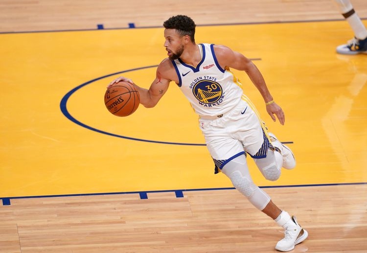 Steph Curry desperately aims for a victory for the Warriors when they meet the Blazers once again in NBA mini-series