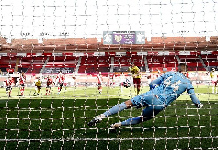 Premier League: chuyến hành quân tới sân Old Trafford tới đây sẽ là một thử thách vô cùng khó khăn đối với Burnley