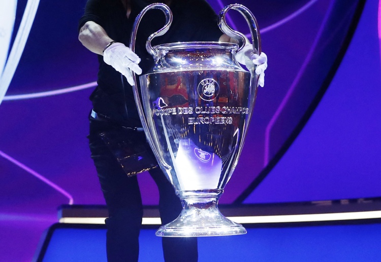 Trofi Liga Champions UEFA diperebutkan banyak klub