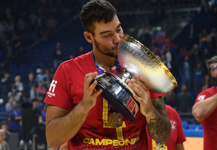 Willy Hernangomez of the NBA team New Orleans Pelicans gets the 2022 EuroBasket MVP award