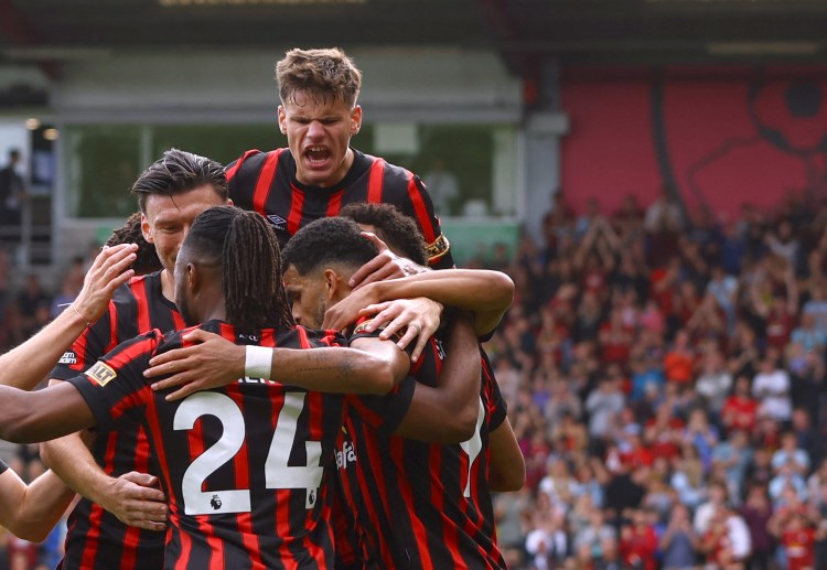 Dominic Solanke scores for Bournemouth to level the scoreline against West Ham in the Premier League