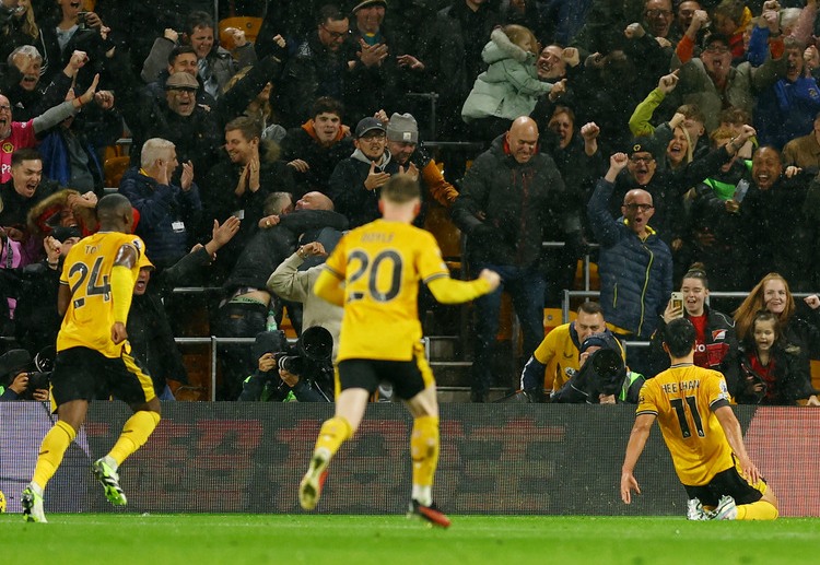 Wolverhampton có 12 điểm sau vòng 10 BXH Premier League