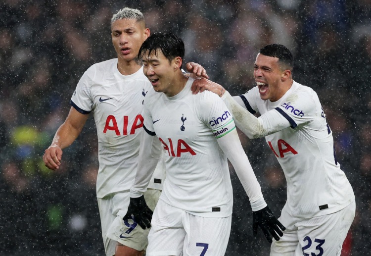 Tottenham đang cách top 4 Premier League 2 điểm